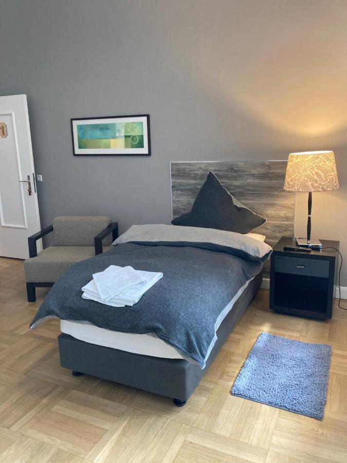 Haus Berlin Aparthotel Hagen  Bagian luar foto