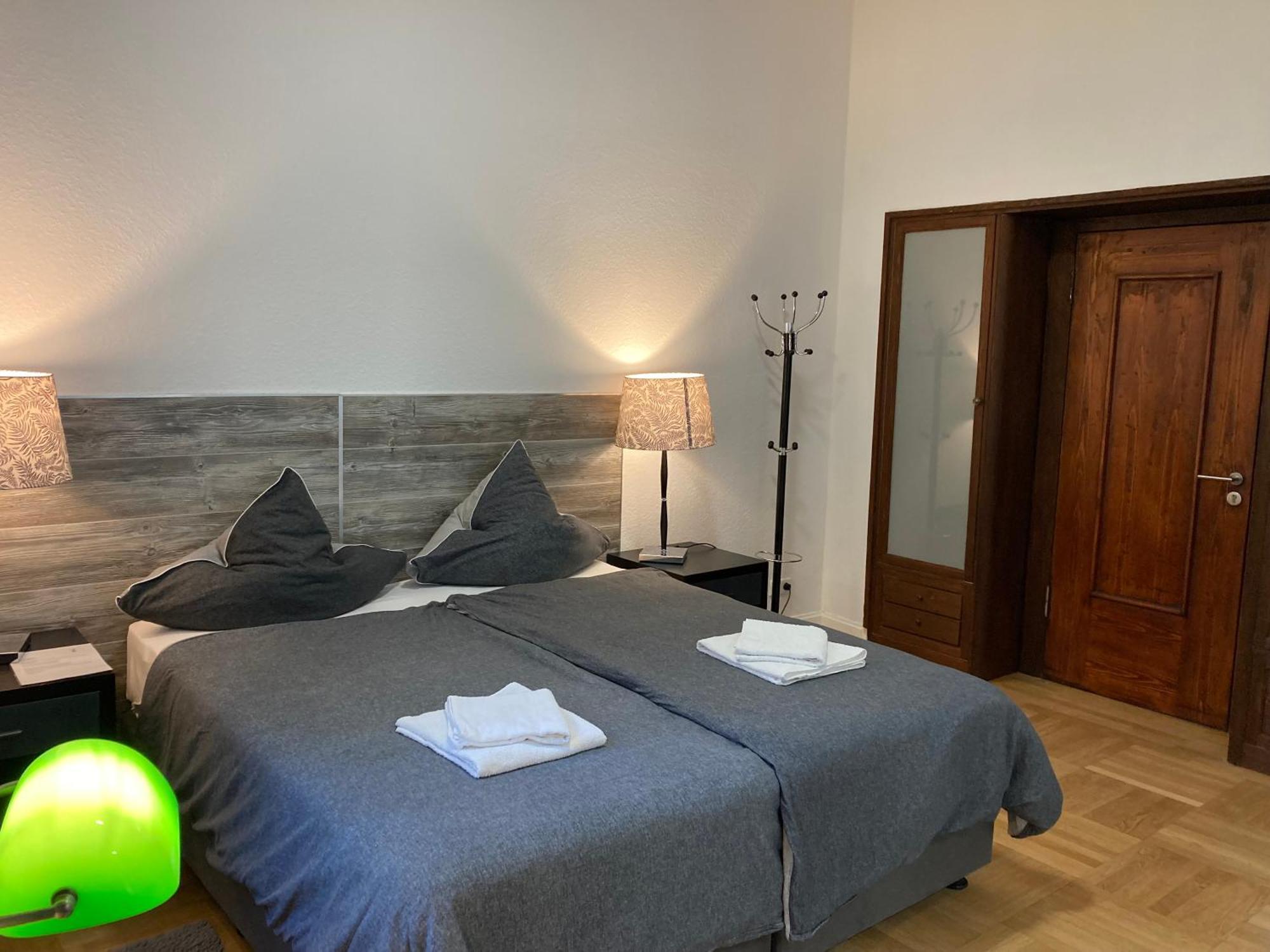 Haus Berlin Aparthotel Hagen  Bagian luar foto
